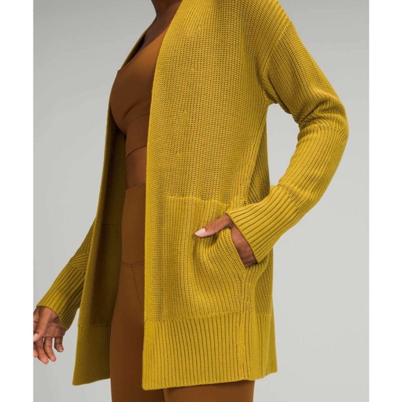 SOLD❤️🔥LULULEMON cashlu sweater wrap cardigan ✨ - Picture 4 of 16